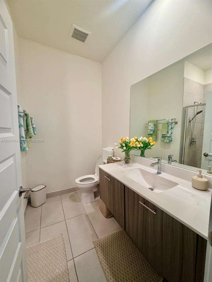 Apex At Park Central Condo No 5 | Unit #3 Unit #3 | Picture 13