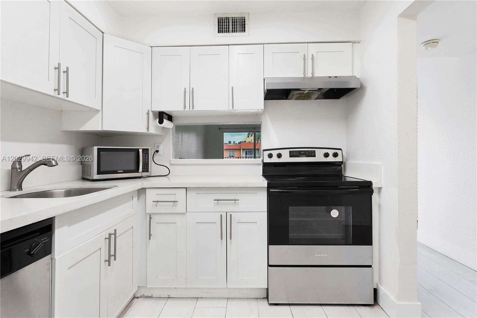 Doral Gardens Ii | Unit #211 Unit #211 | Picture 9