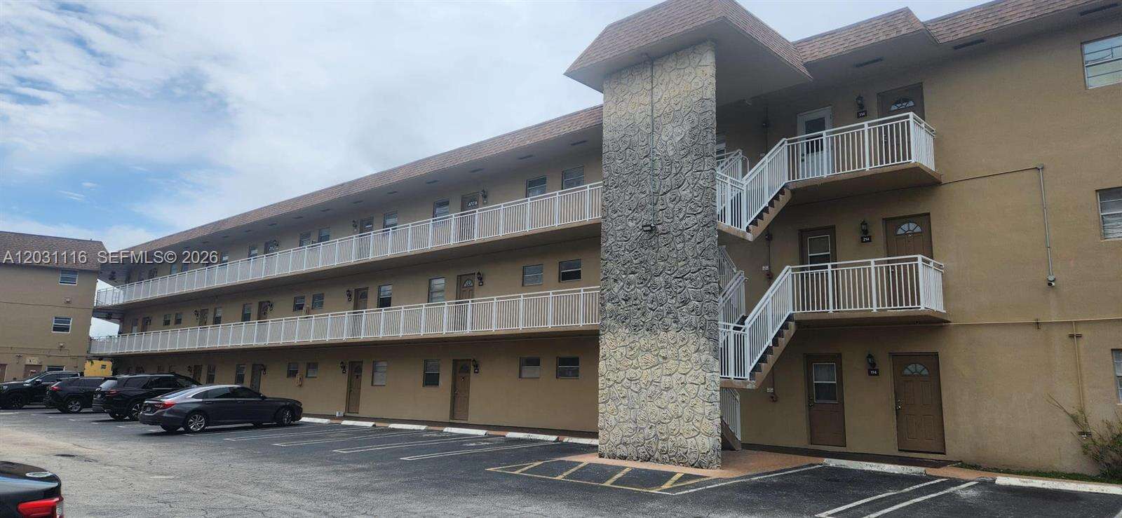Begonia Gardens Condo Inc | Unit #313 Unit #313 | Picture 4