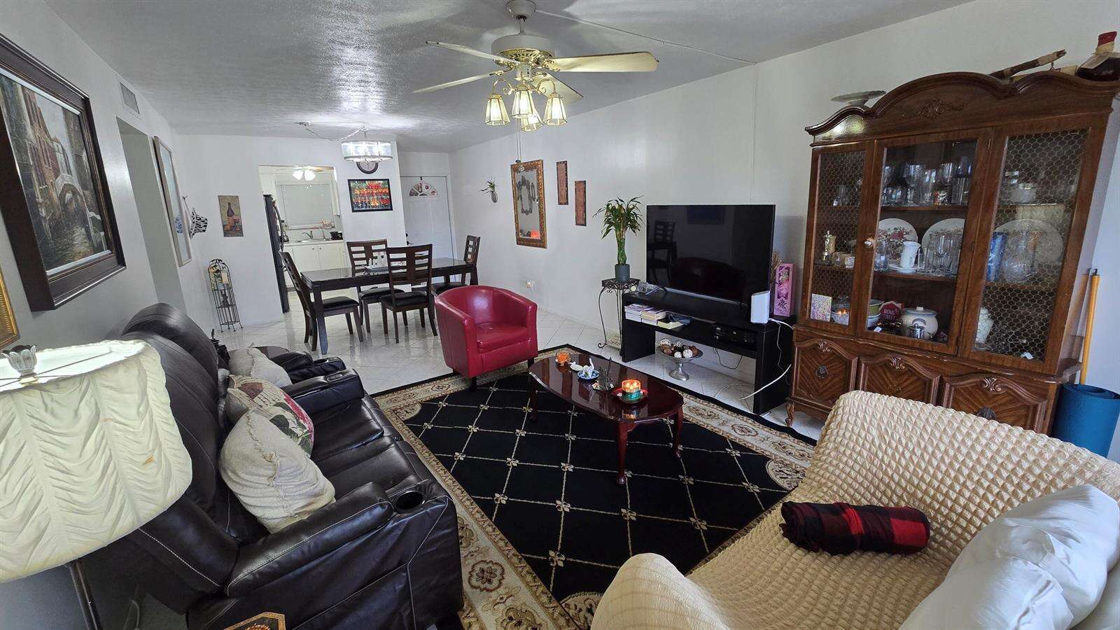 Tallwood West | Unit #305 Unit #305 | Picture 6