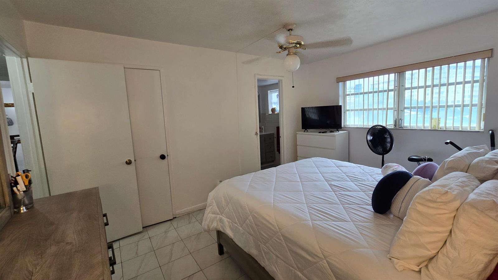 Tallwood West | Unit #305 Unit #305 | Picture 10