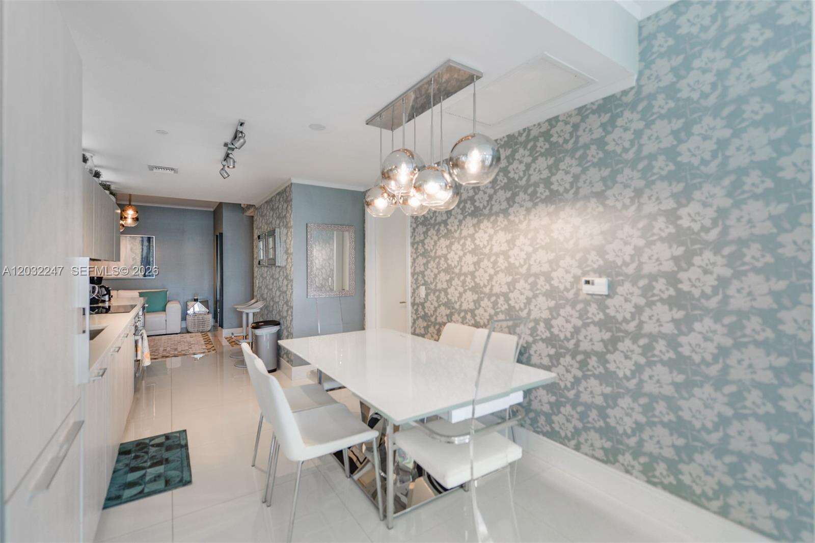 Paraiso Bayviews | Unit #601 Unit #601 | Picture 12