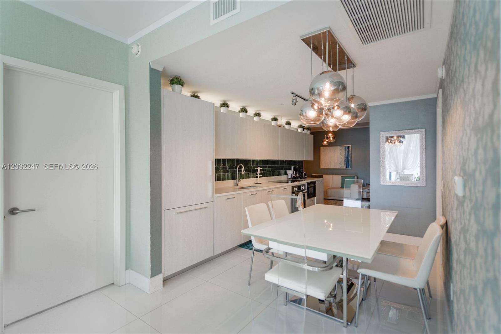 Paraiso Bayviews | Unit #601 Unit #601 | Picture 13
