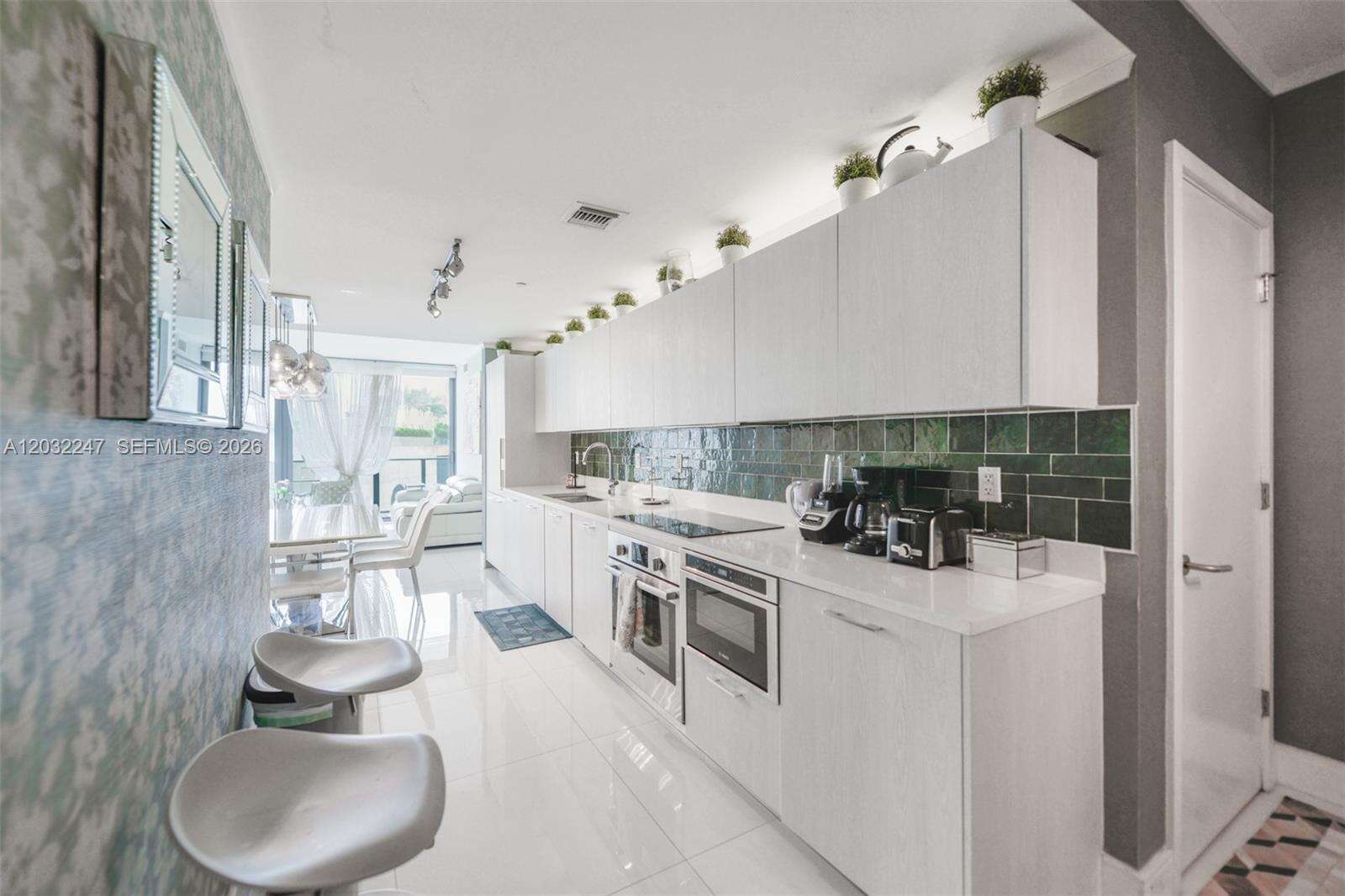 Paraiso Bayviews | Unit #601 Unit #601 | Picture 10