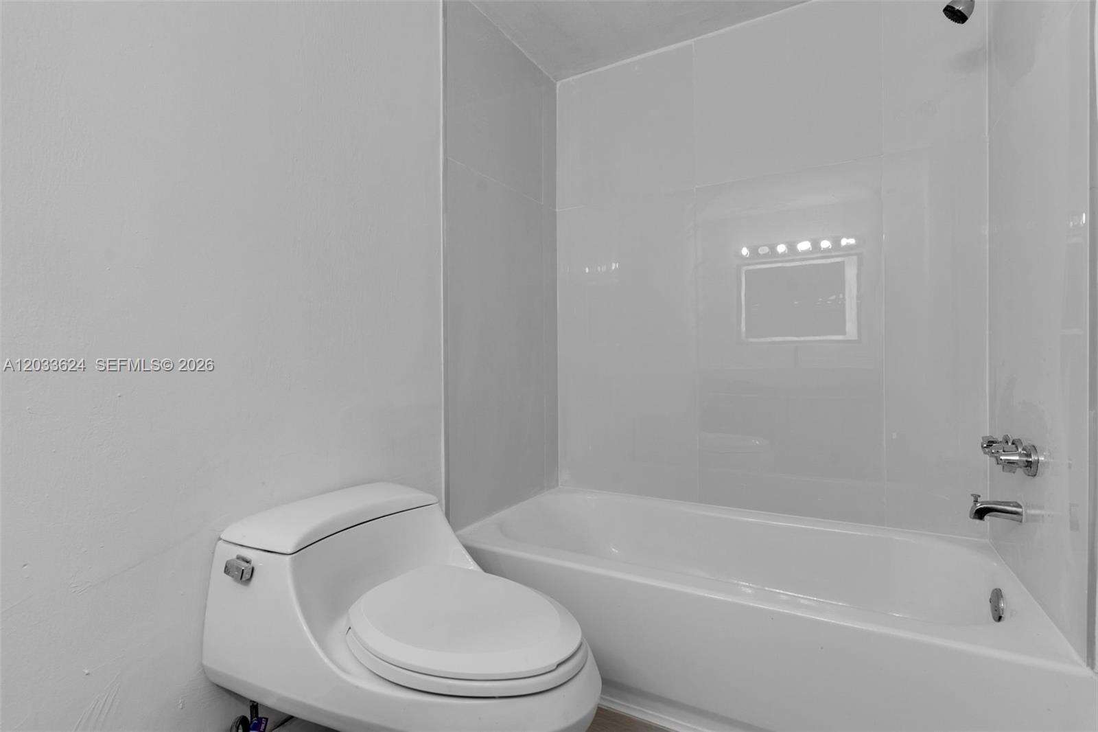 Majorca Towers | Unit #704 Unit #704 | Picture 26