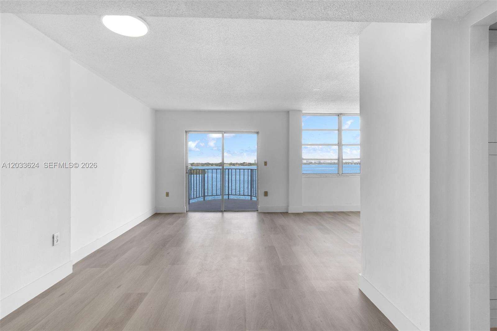 Majorca Towers | Unit #704 Unit #704 | Picture 4