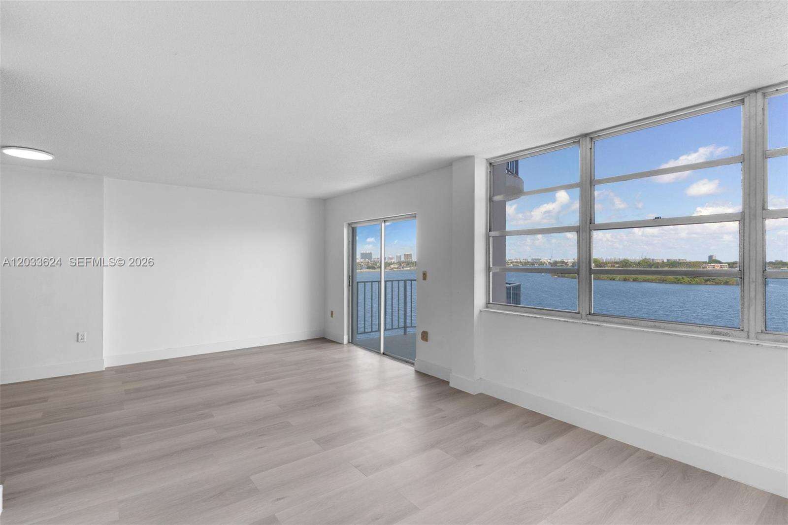 Majorca Towers | Unit #704 Unit #704 | Picture 6