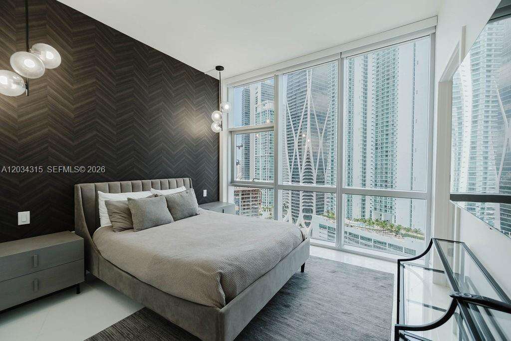 Paramount Miami Worldcenter | Unit #2403 Unit #2403 | Picture 12