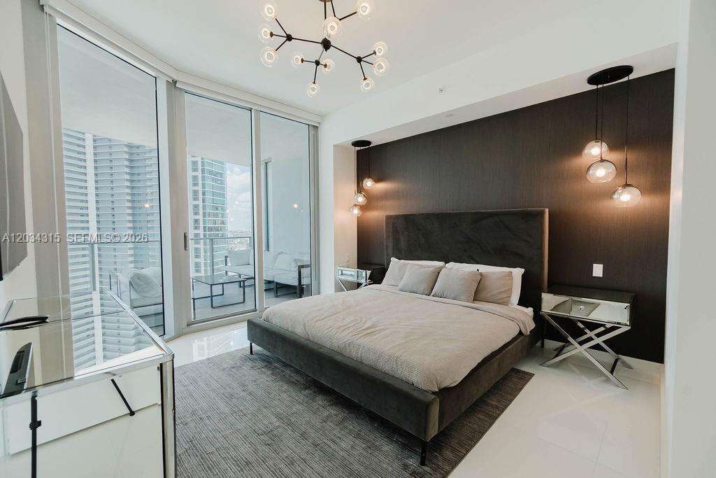Paramount Miami Worldcenter | Unit #2403 Unit #2403 | Picture 19