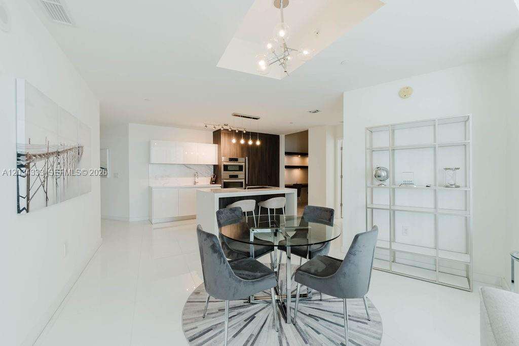 Paramount Miami Worldcenter | Unit #2303 Unit #2303 | Picture 13