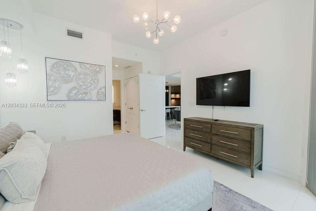 Paramount Miami Worldcenter | Unit #2303 Unit #2303 | Picture 15