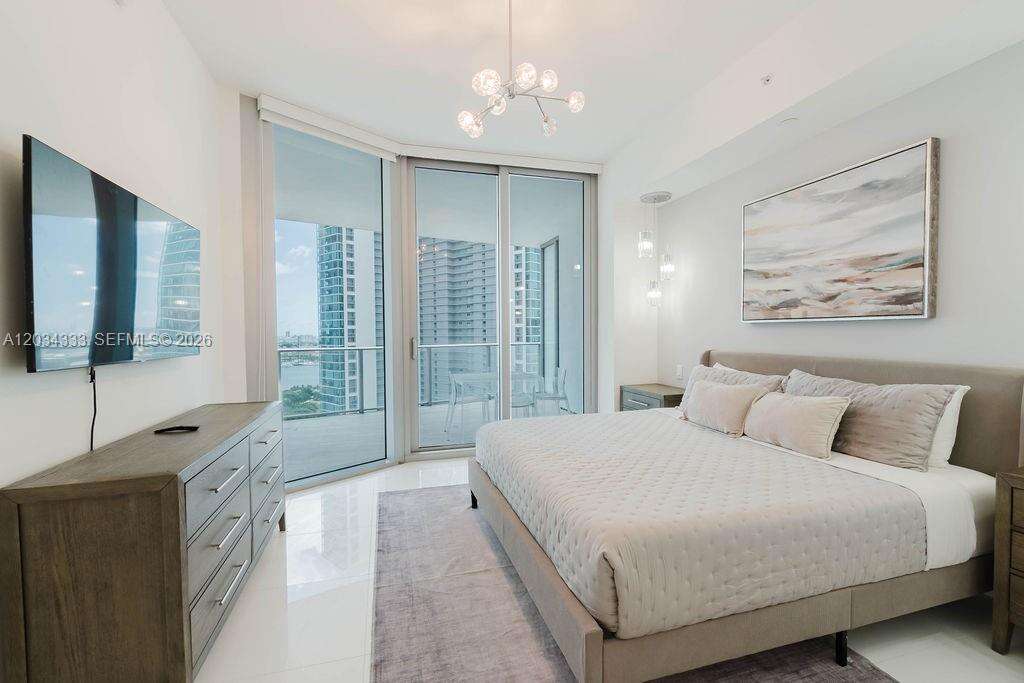 Paramount Miami Worldcenter | Unit #2303 Unit #2303 | Picture 16
