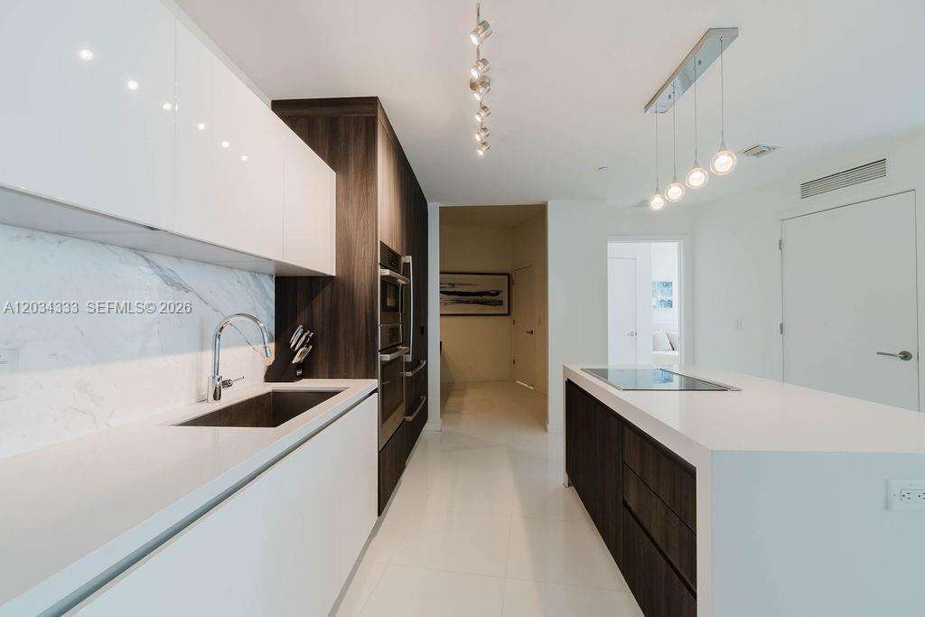 Paramount Miami Worldcenter | Unit #2303 Unit #2303 | Picture 23