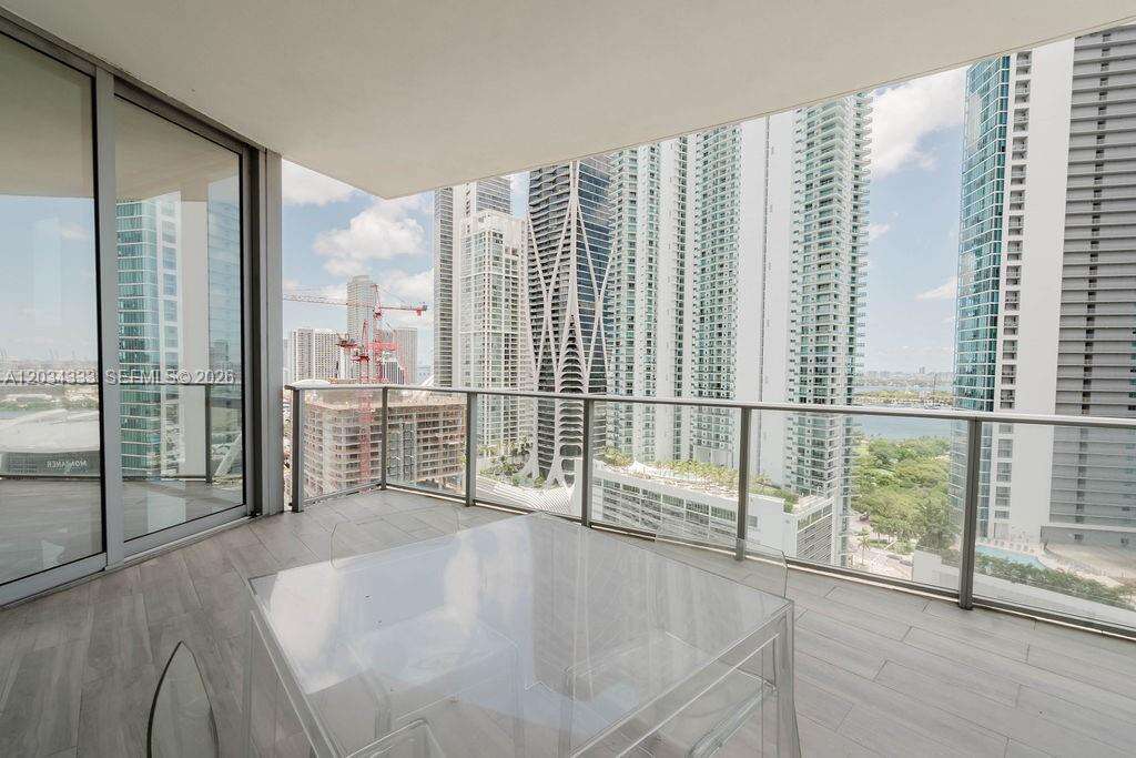 Paramount Miami Worldcenter | Unit #2303 Unit #2303 | Picture 35