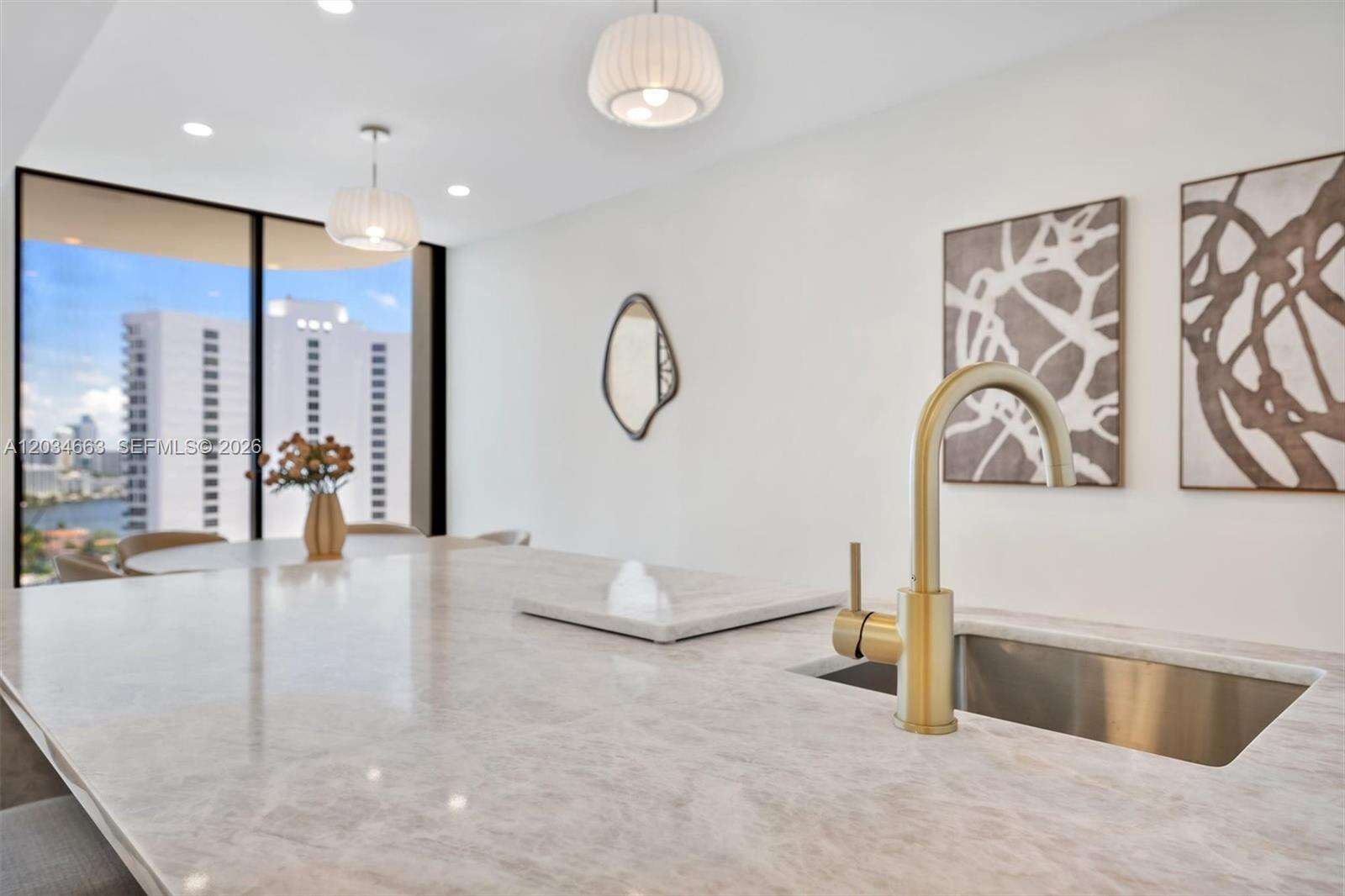 Turnberry Towers | Unit #19F Unit #19F | Picture 16
