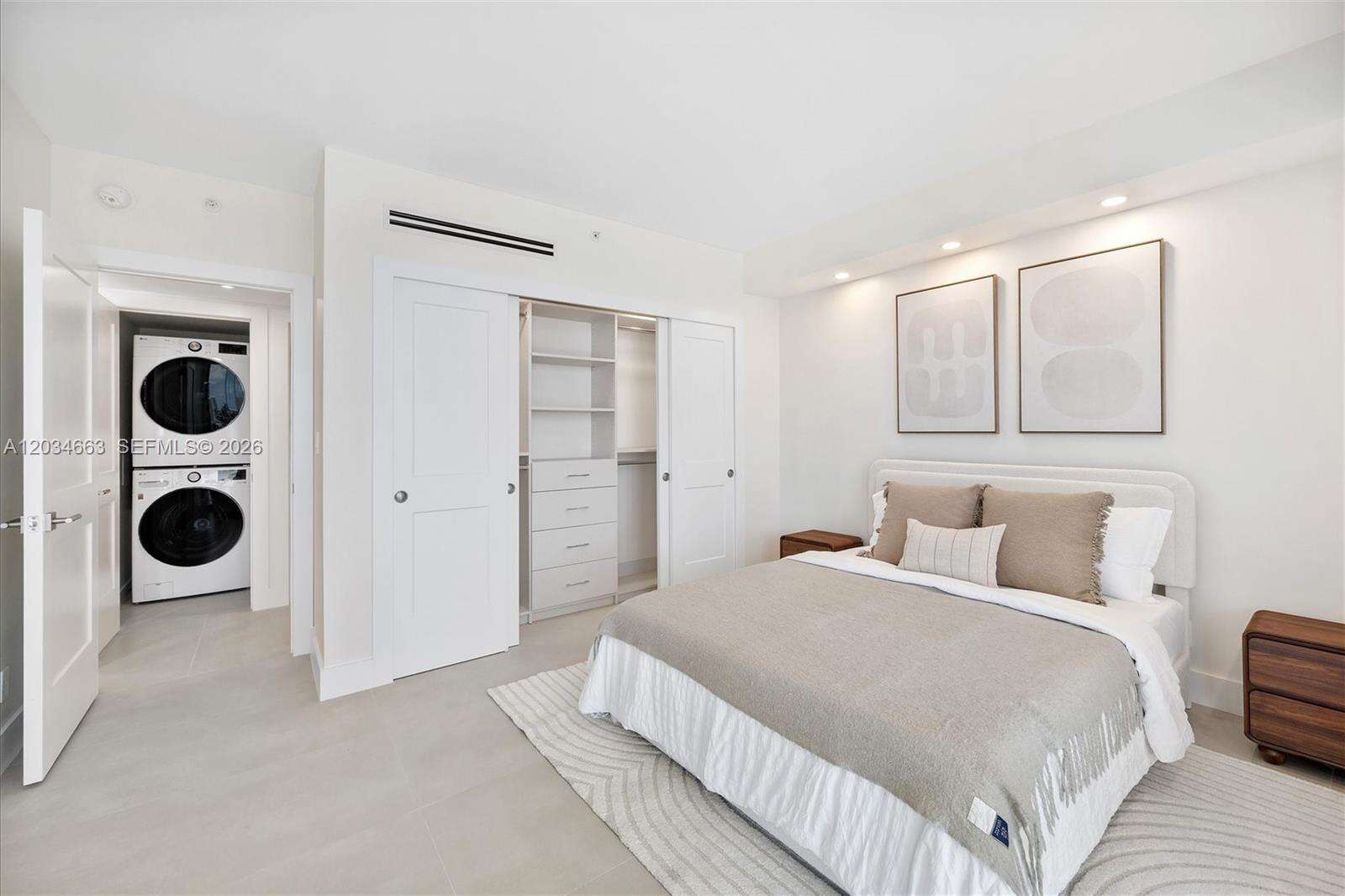 Turnberry Towers | Unit #19F Unit #19F | Picture 31
