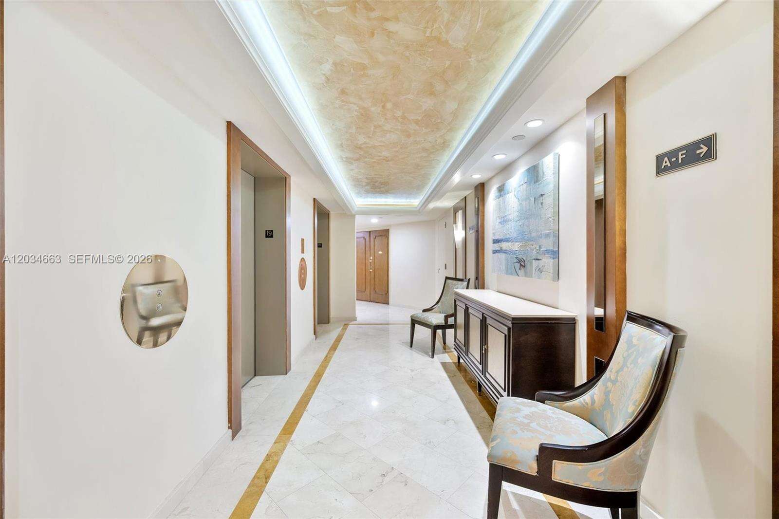 Turnberry Towers | Unit #19F Unit #19F | Picture 34