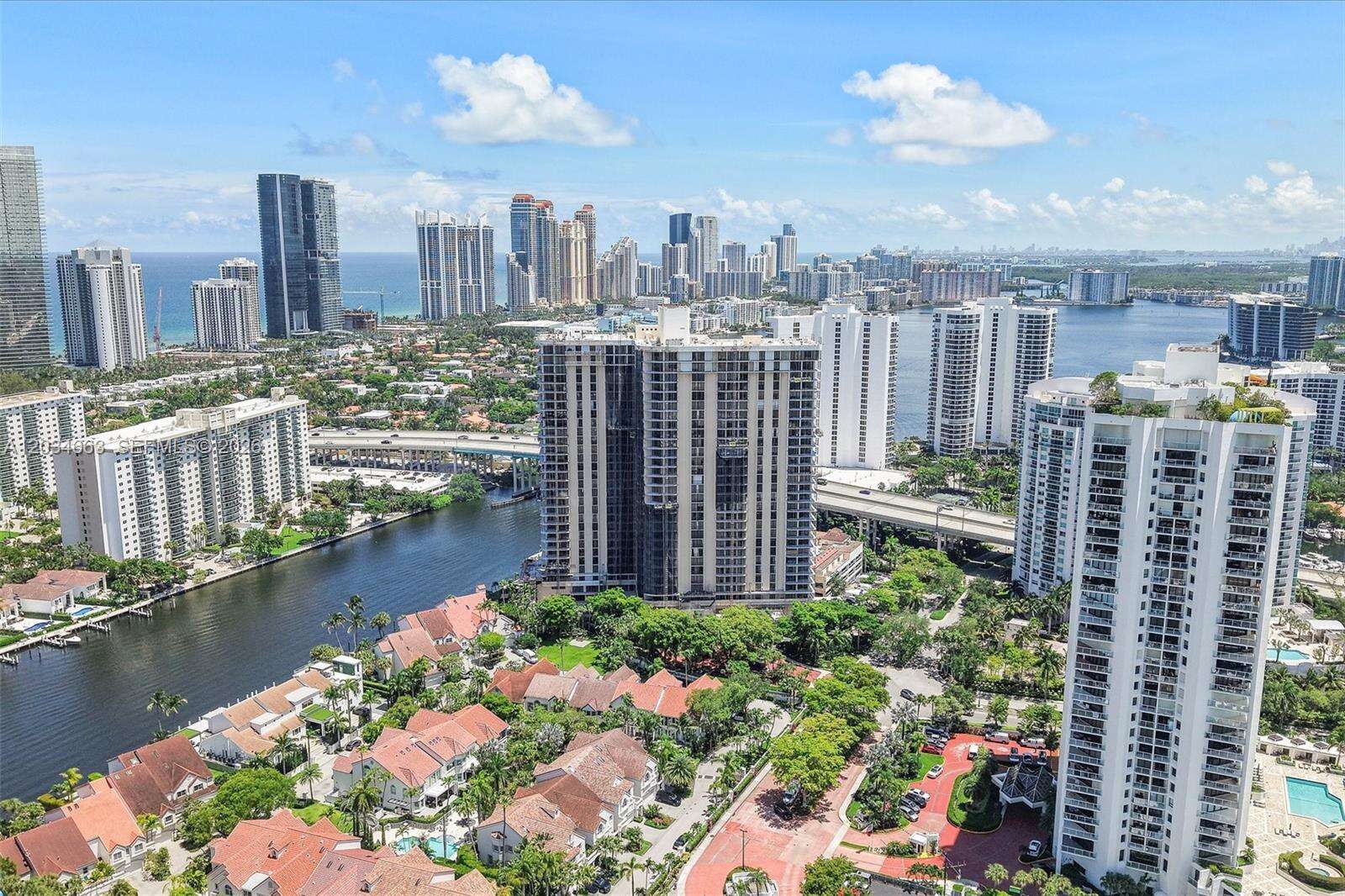 Turnberry Towers | Unit #19F Unit #19F | Picture 48