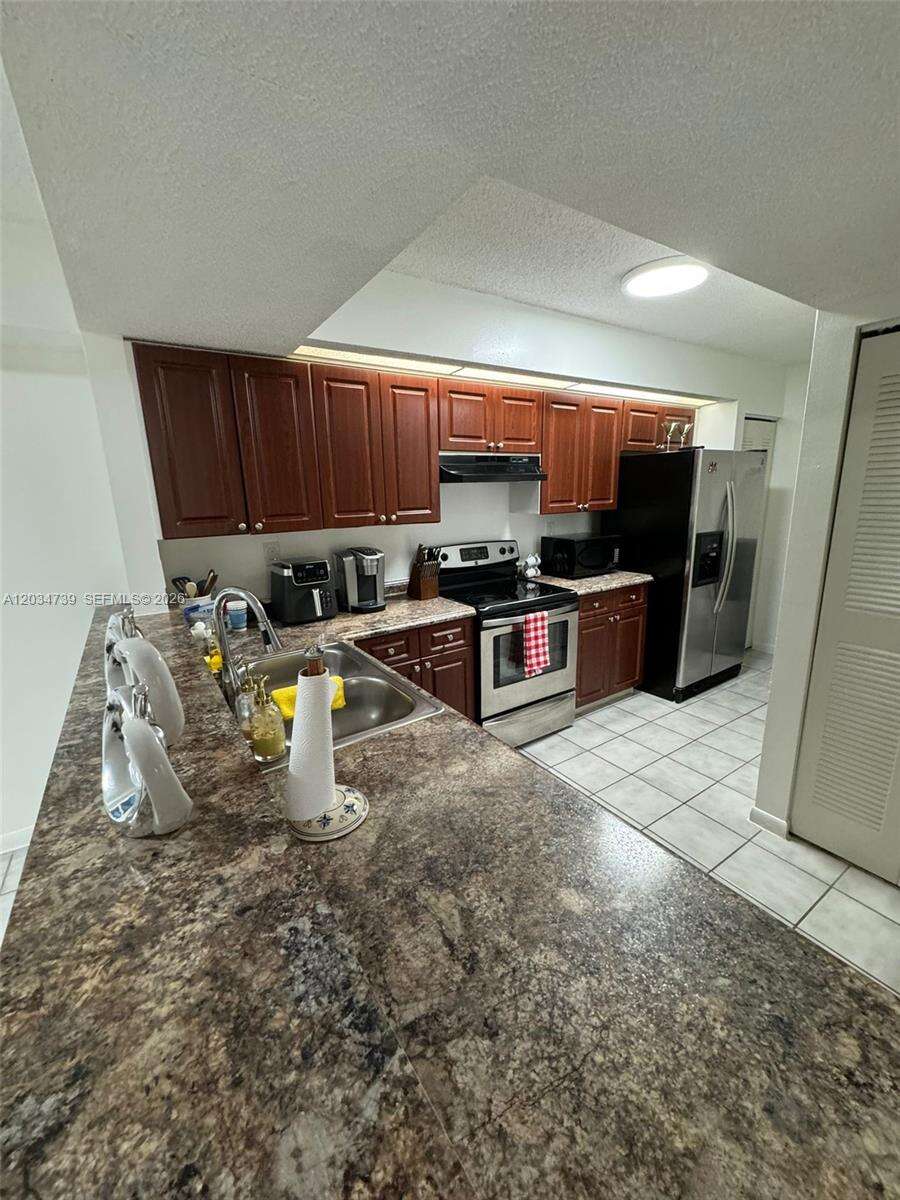 Le Club At Old Cutler | Unit #108 Unit #108 | Picture 10
