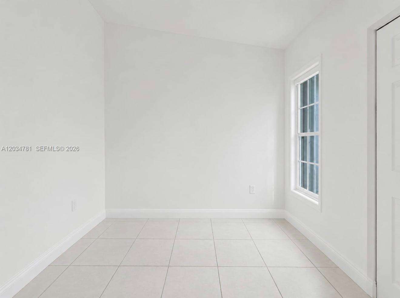 Point Lake Condo Vii | Unit #204 Unit #204 | Picture 10
