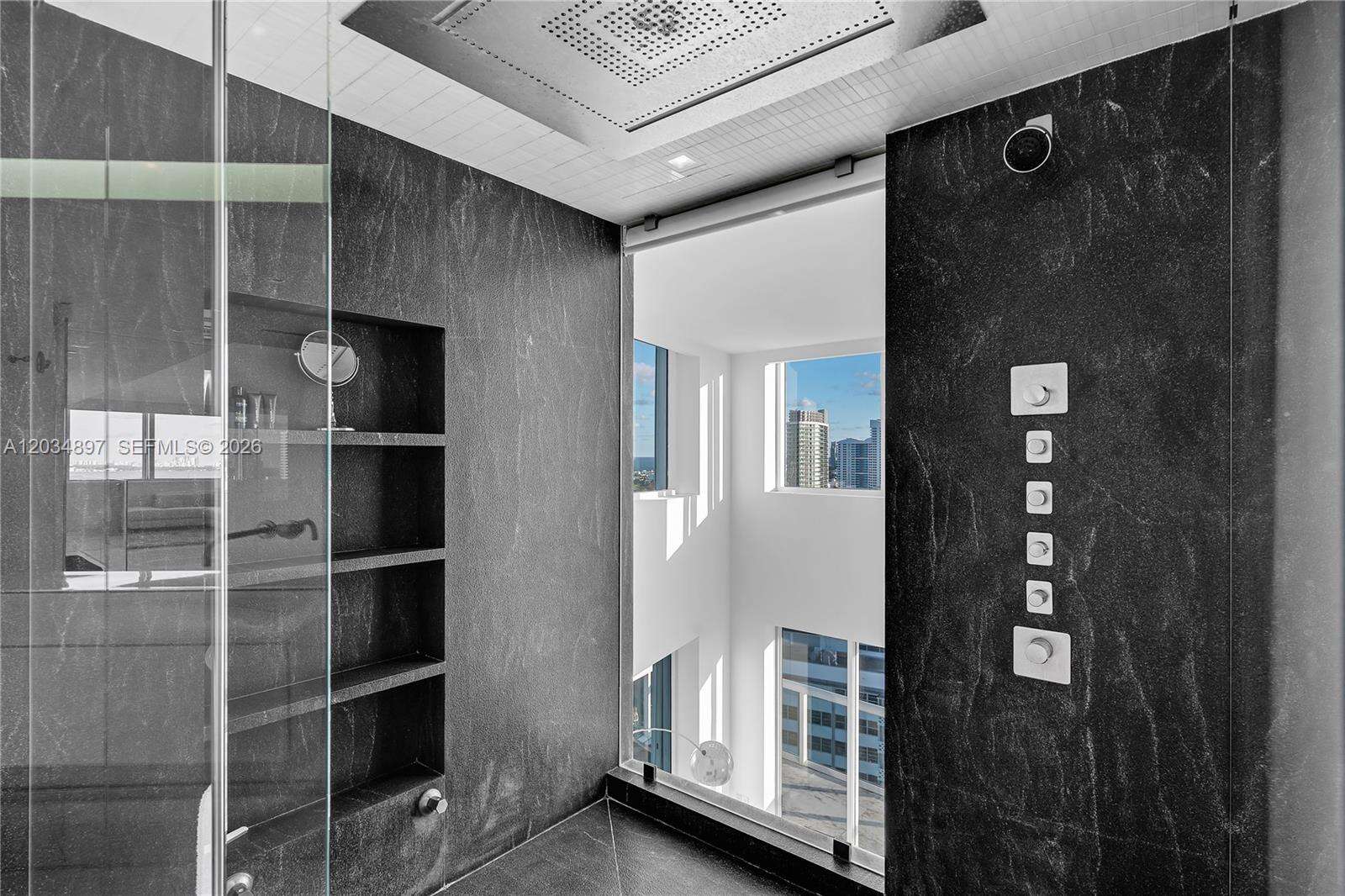 The Grand Venetian | Unit #PH04 Unit #PH04 | Picture 35