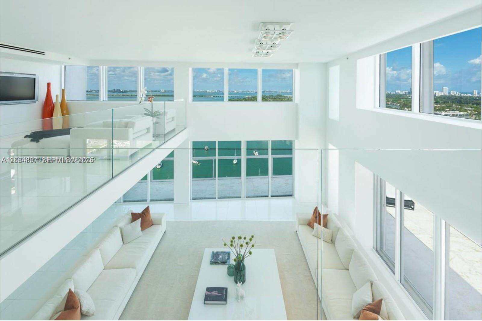 The Grand Venetian | Unit #PH04 Unit #PH04 | Picture 45