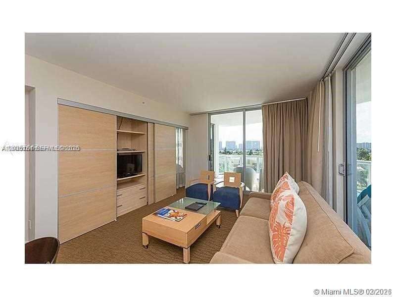 M Resort Residences | Unit #607 Unit #607 | Picture 6