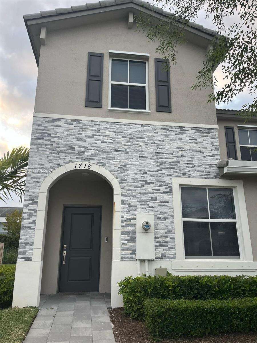 Keys Gate Residential | N/A N/A | Picture 1