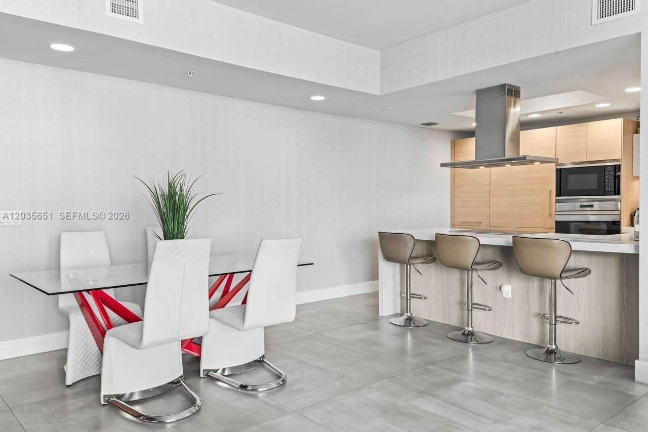 Marina Palms Residences South | Unit #503 Unit #503 | Picture 6
