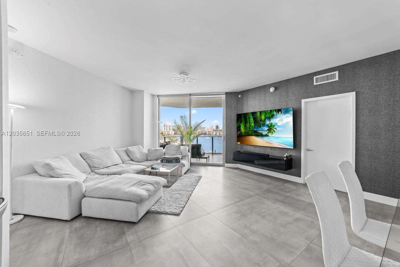 Marina Palms Residences South | Unit #503 Unit #503 | Picture 8