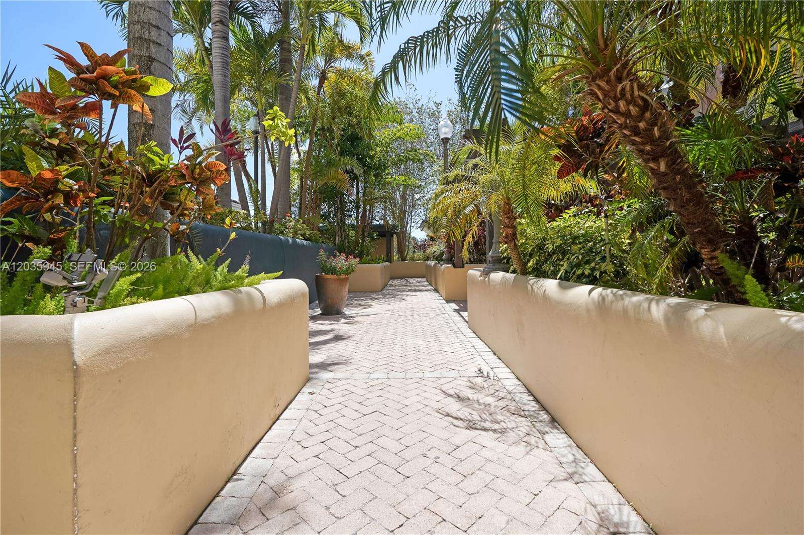 Las Olas By The River | Unit #2307 Unit #2307 | Picture 15