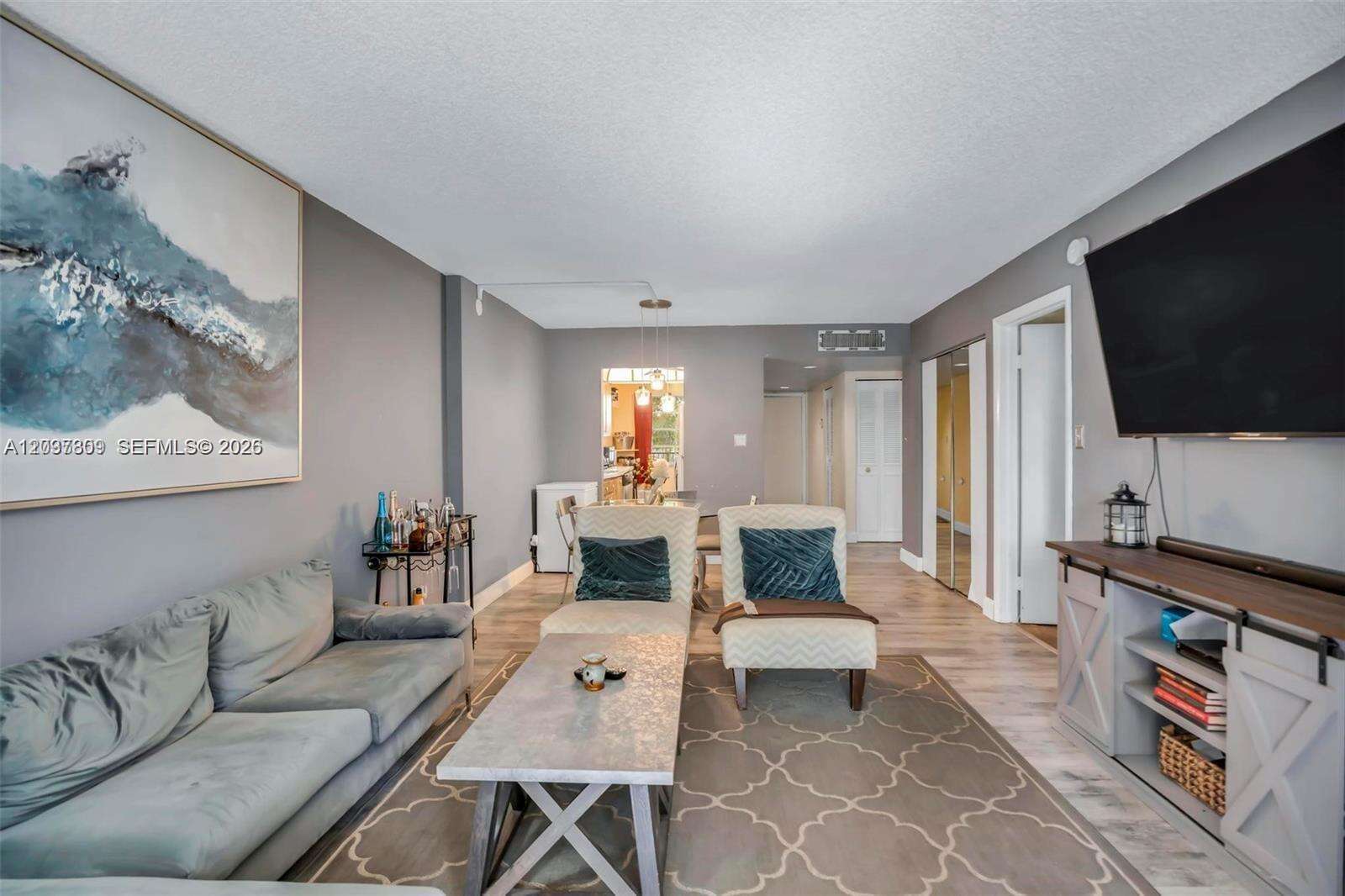 Cypress Chase North No 2 | Unit #330 Unit #330 | Picture 6