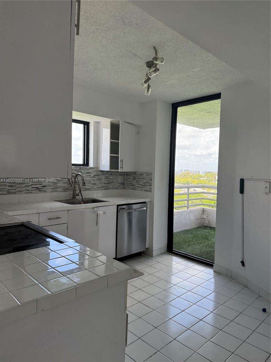 Parc Central Aventura South | Unit #1001 Unit #1001 | Picture 3