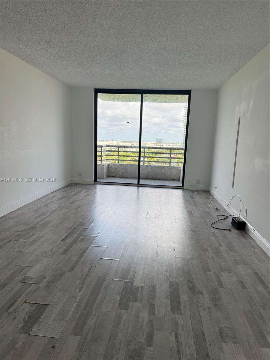 Parc Central Aventura South | Unit #1001 Unit #1001 | Picture 5