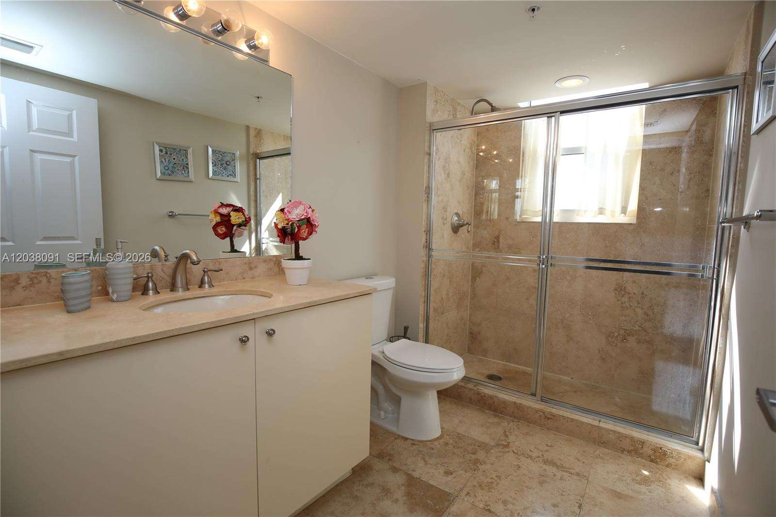 Gables Marquis | Unit #1510 Unit #1510 | Picture 4