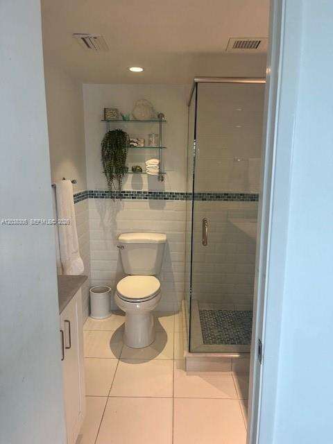 Hillsboro Island House | Unit #204 Unit #204 | Picture 16
