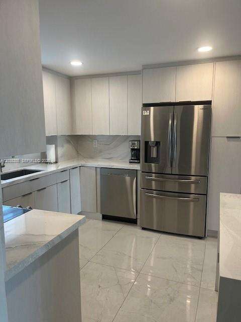 Hillsboro Island House | Unit #204 Unit #204 | Picture 9