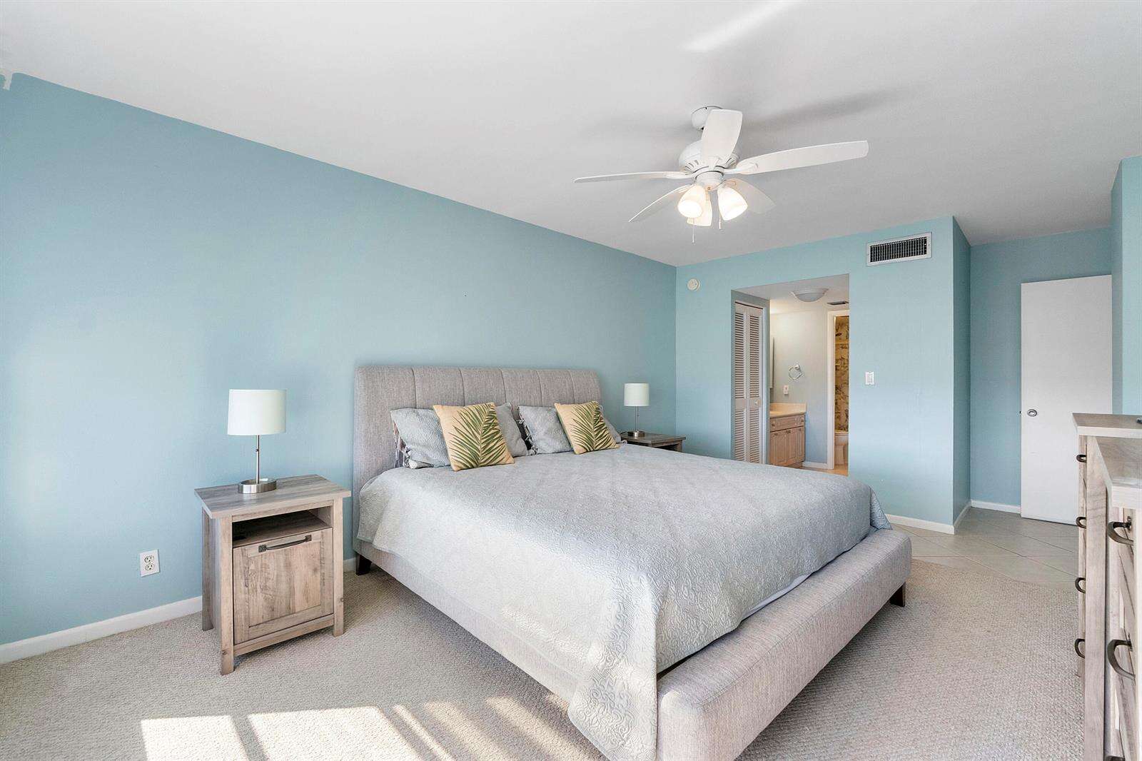 Country Club Tower Of Coral Springs | Unit #918 Unit #918 | Picture 24
