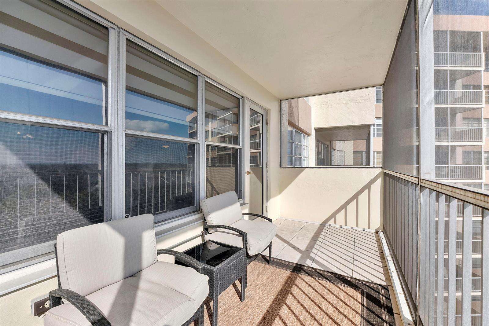 Country Club Tower Of Coral Springs | Unit #918 Unit #918 | Picture 27