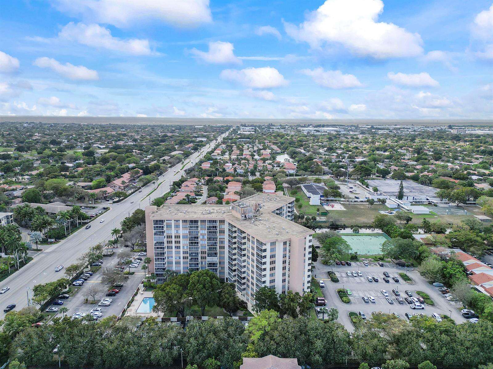 Country Club Tower Of Coral Springs | Unit #918 Unit #918 | Picture 6