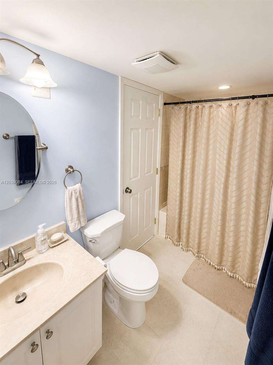 International Park Condo Ii | Unit #306-4 Unit #306-4 | Picture 14