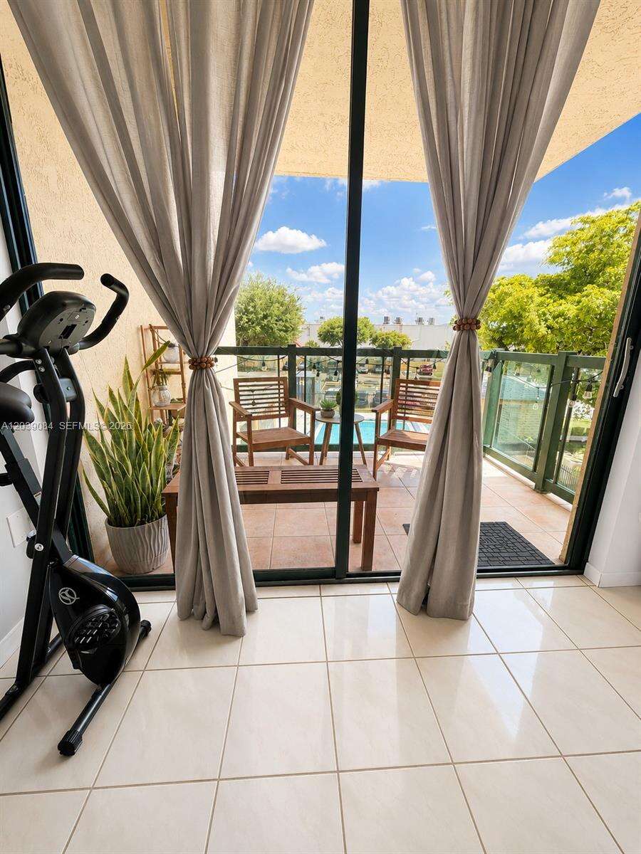 International Park Condo Ii | Unit #306-4 Unit #306-4 | Picture 9