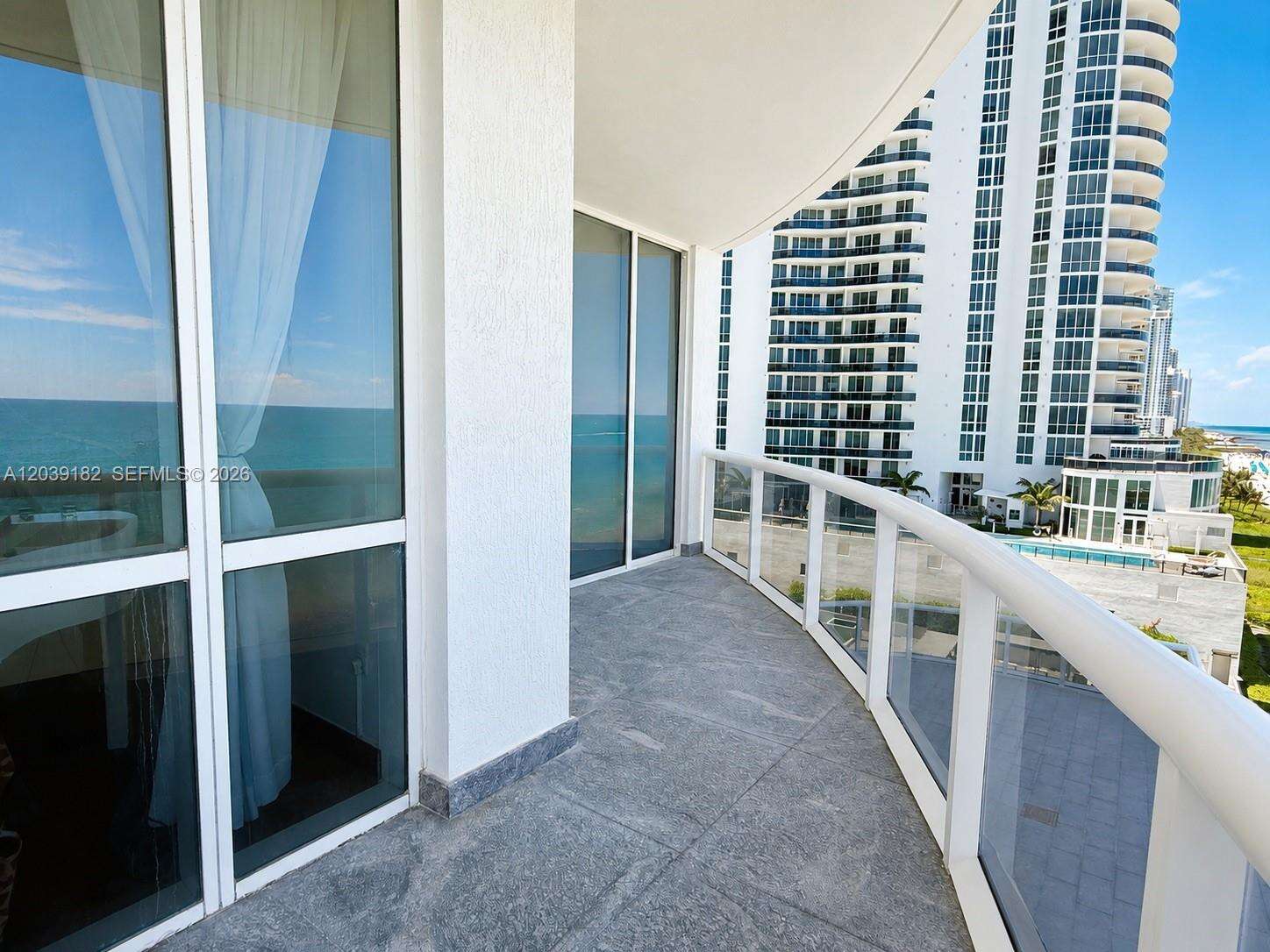 Tdr Tower Iii | Unit #701 Unit #701 | Picture 9