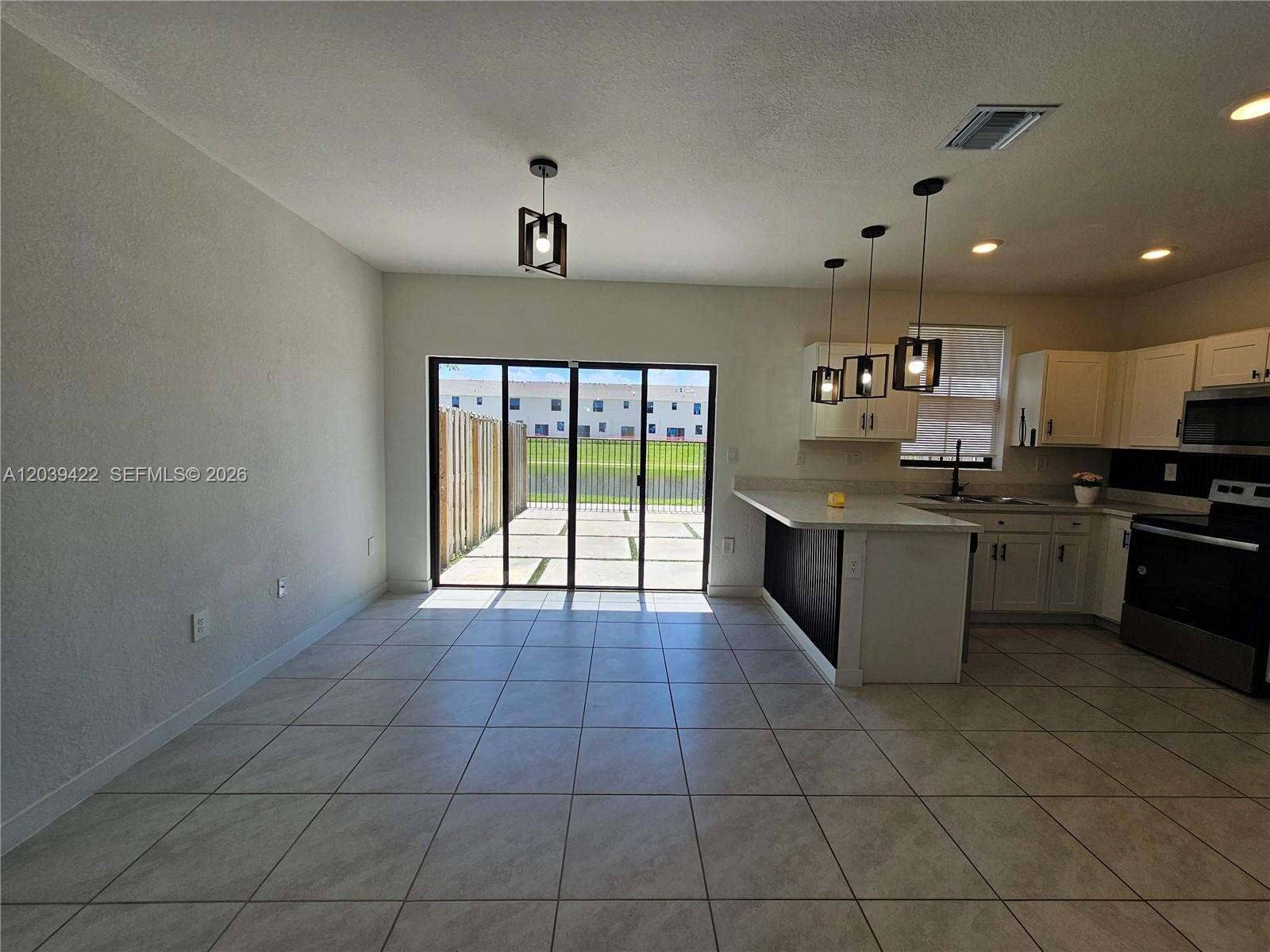 Palm Cay | Unit #1473 Unit #1473 | Picture 5