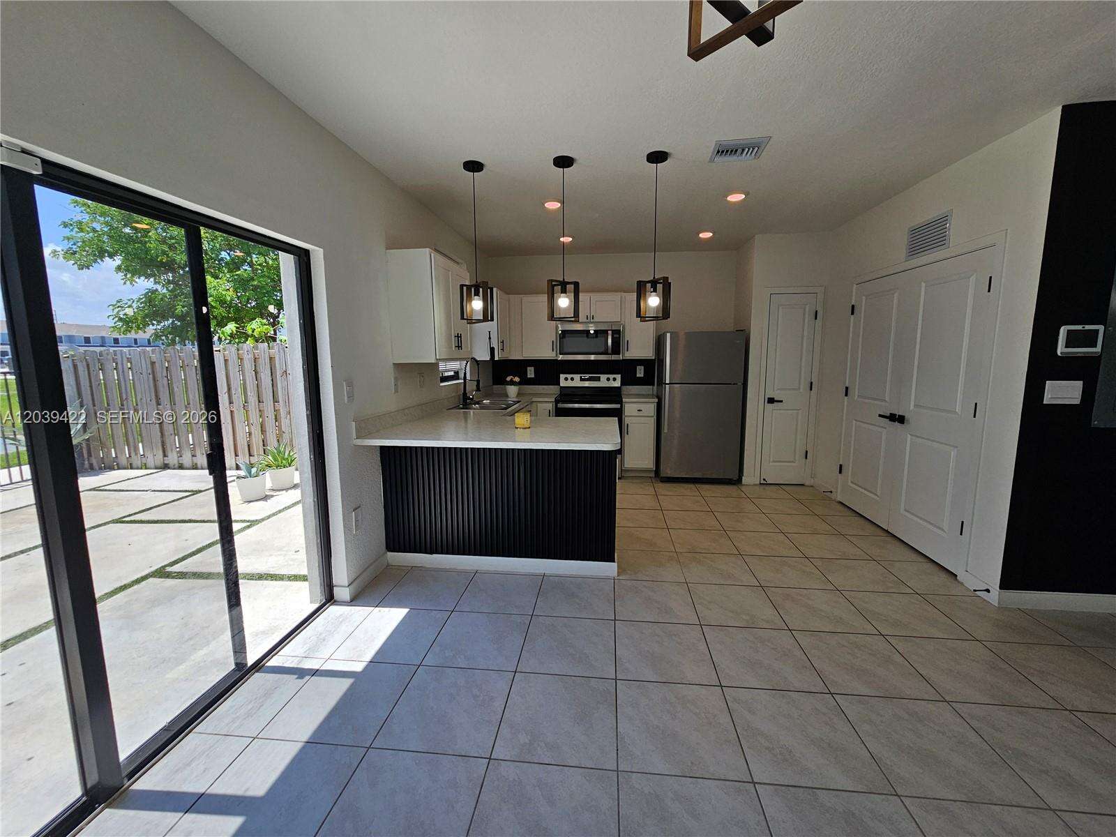 Palm Cay | Unit #1473 Unit #1473 | Picture 6