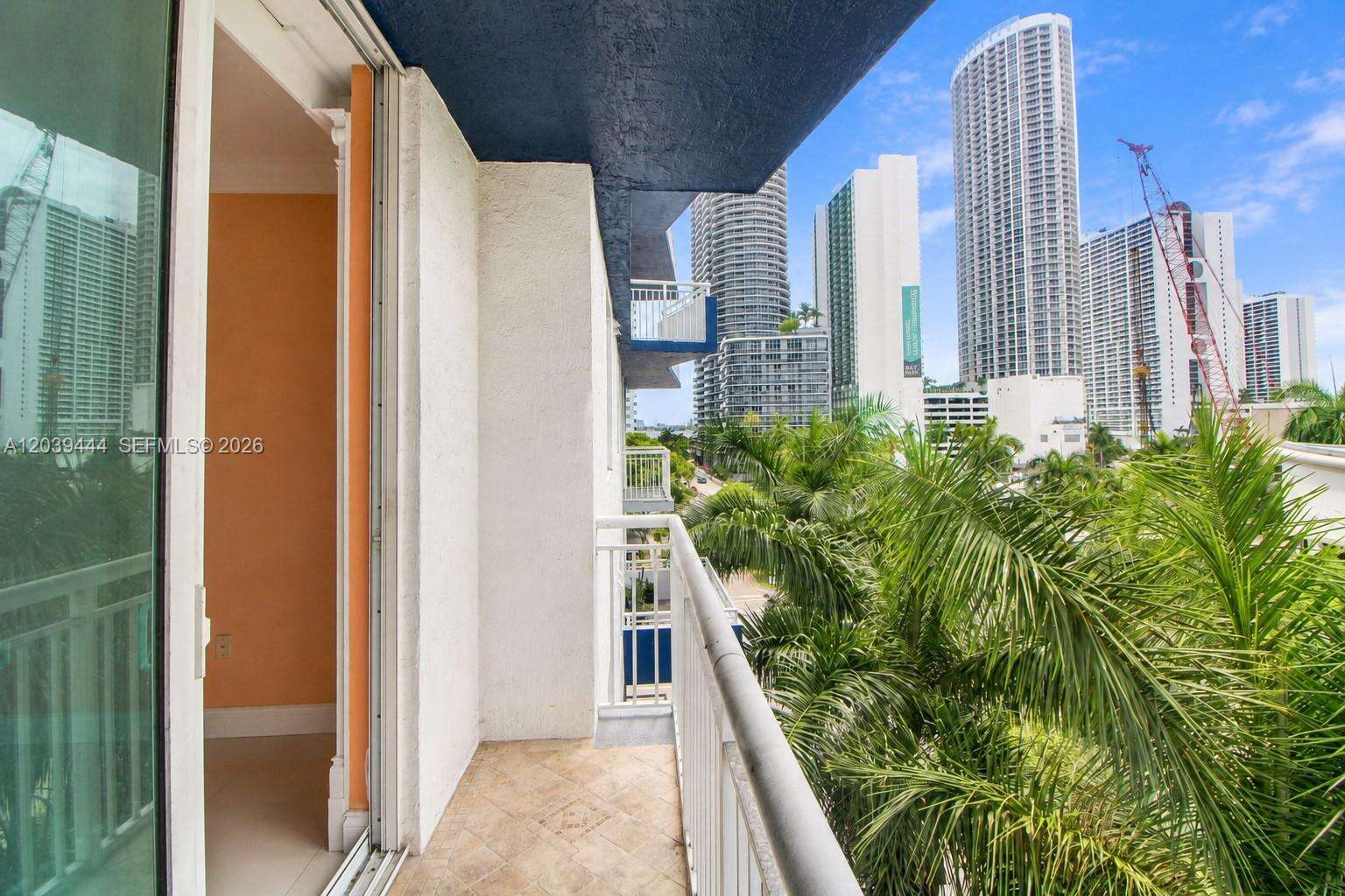 1800 Biscayne Plaza | Unit #504 Unit #504 | Picture 14