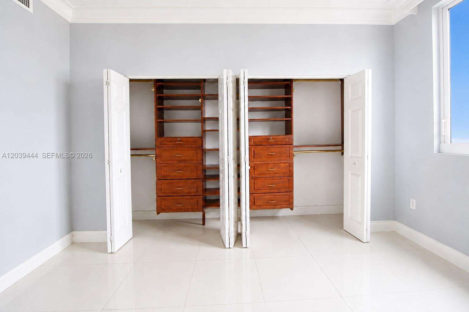 1800 Biscayne Plaza | Unit #504 Unit #504 | Picture 5
