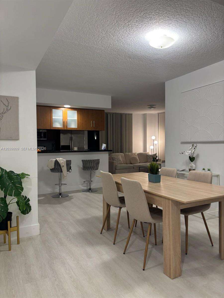 23 Biscayne Bay | Unit #806 Unit #806 | Picture 4