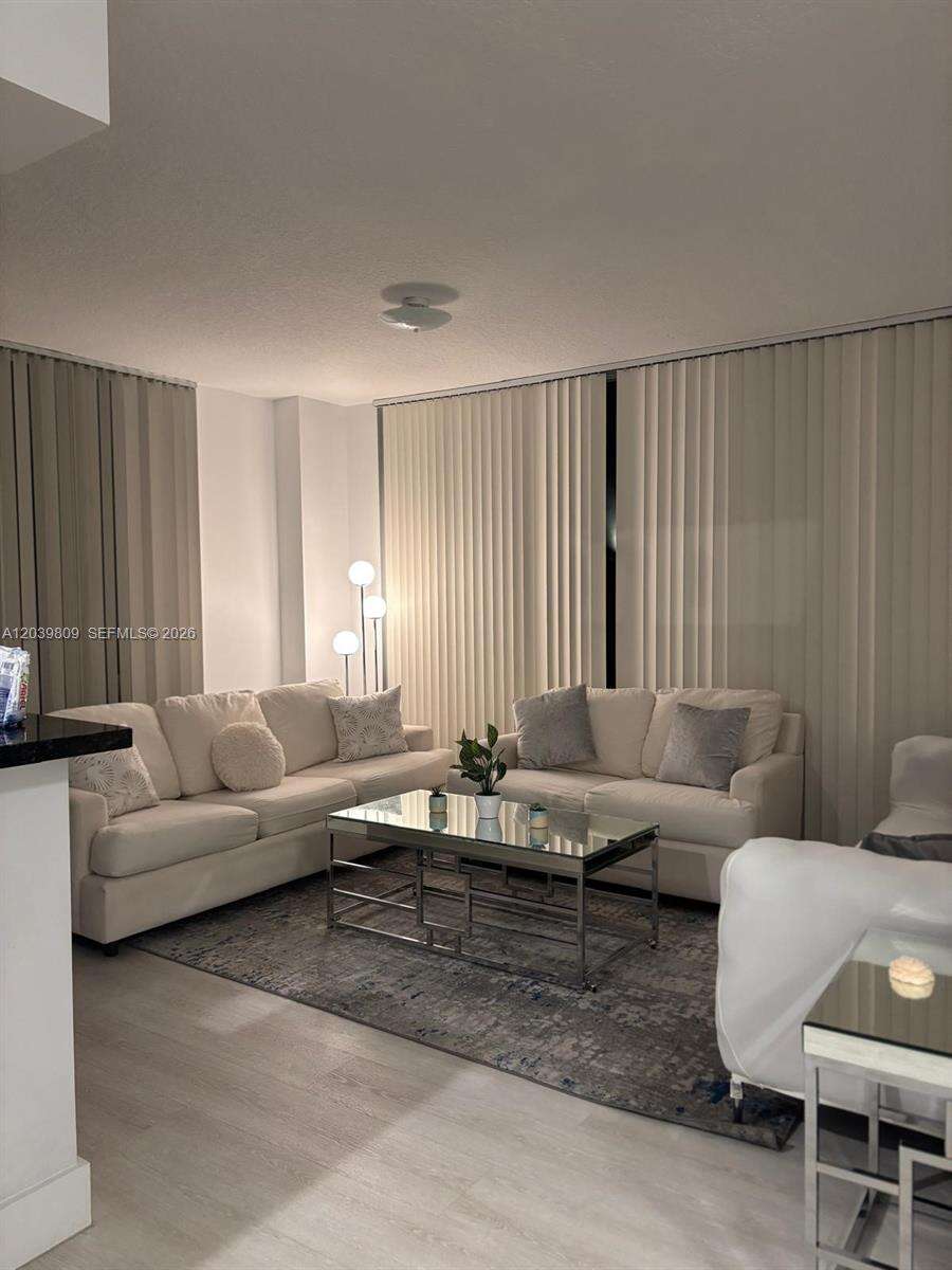 23 Biscayne Bay | Unit #806 Unit #806 | Picture 9
