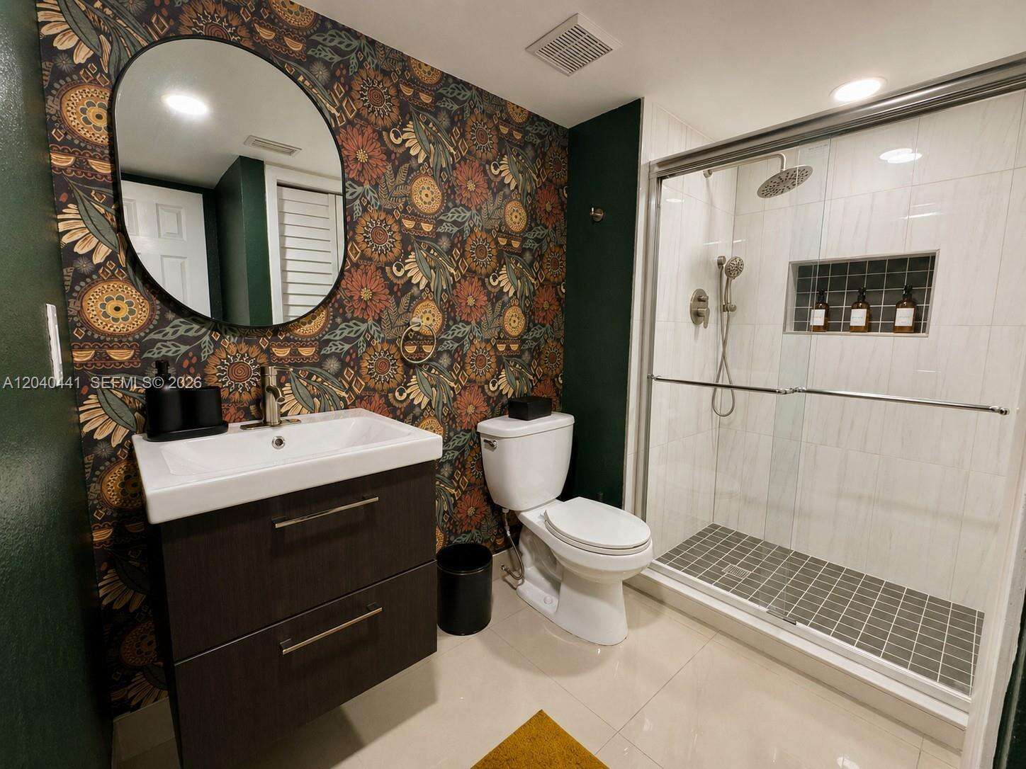 Racquet Club Apartments At Bonaventure 8 North | Unit #204 Unit #204 | Picture 11